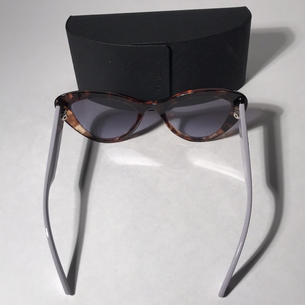 New Authentic PRADA Sunglasses – SPR 13Y 07R-08I - Picture 7 of 14
